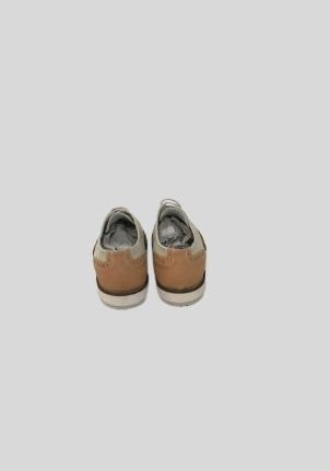 Chaussures  à lacets pour homme  43 neuf avec étiquette