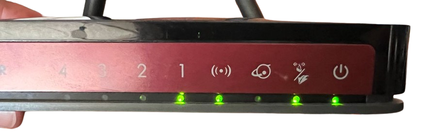 NETGEAR JWNR2010 - Routeur sans fil - commutateur 4 ports - Wi-Fi - 2,4 Ghz