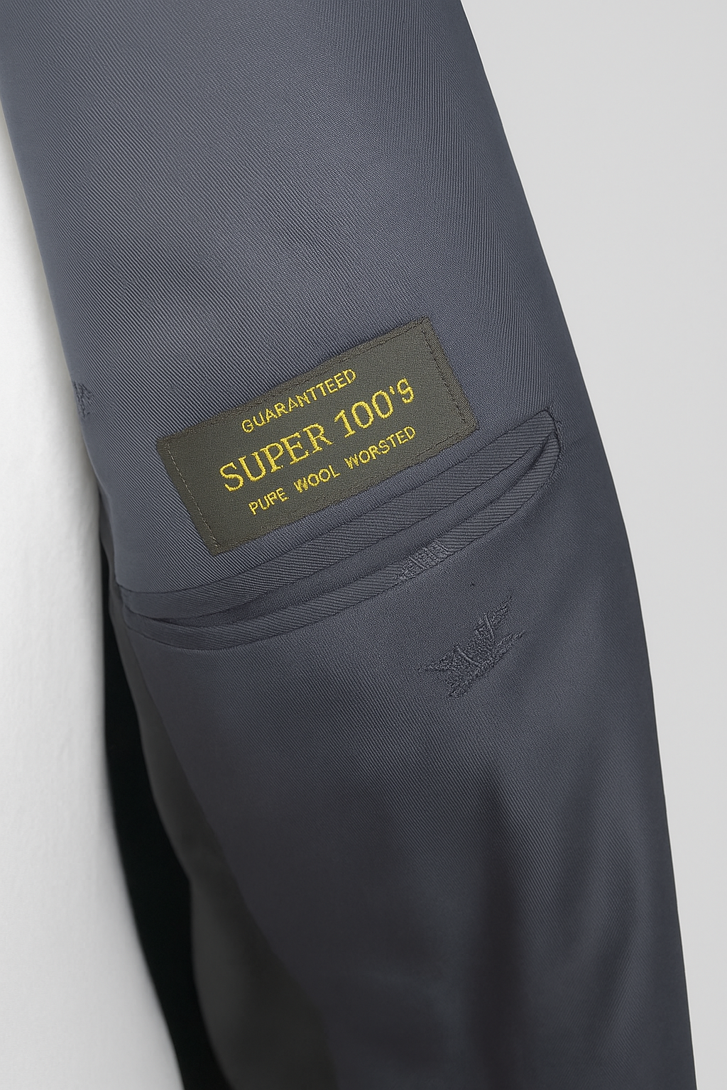 Veste homme double boutonnage-Taille 52 - Bon état Eddy Monetti.