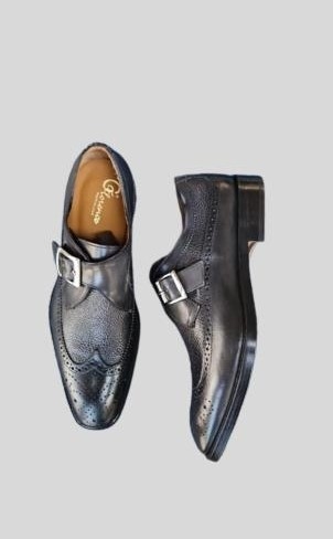 Chaussures en one boucle – Taille 42