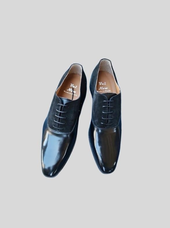 Chaussures habillées vernies en pointe – Taille 43