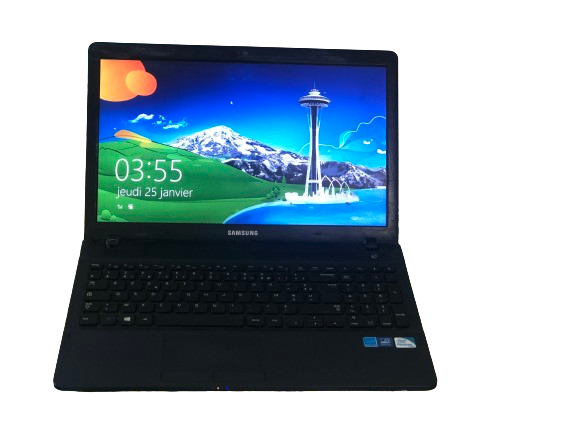 SAMSUNG - Ordinateur portable  SOUS WINDOWS 8 - RAM 4 GO - Avec sa batterie et son chargeur