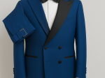 Nouveau smoking bleu Roi  50 Neuf avec étiquette. Blu studio